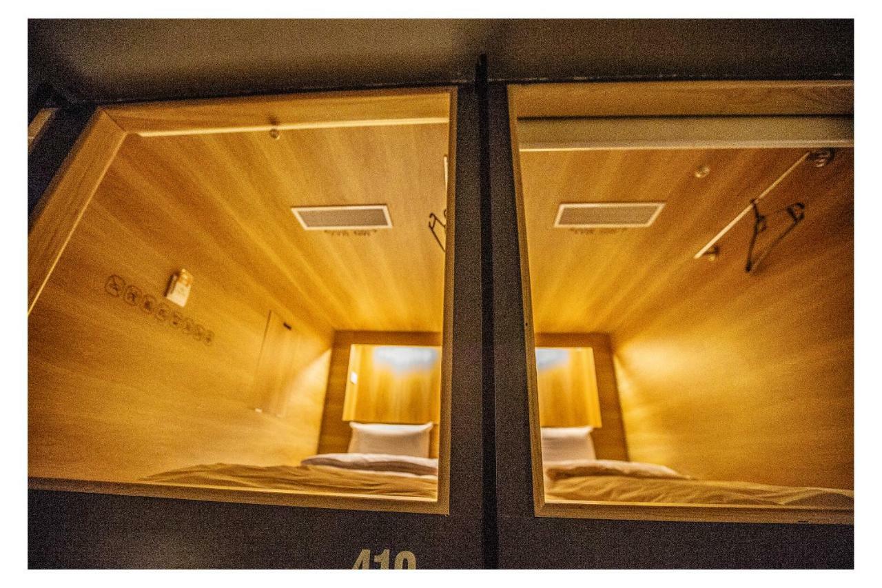 Khan Hoang Capsule Hotel (Adults Only) Hanoi Exterior photo